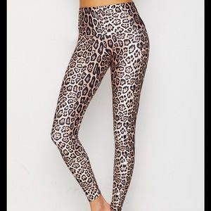 Onzie High Rise Leggings in Leopard